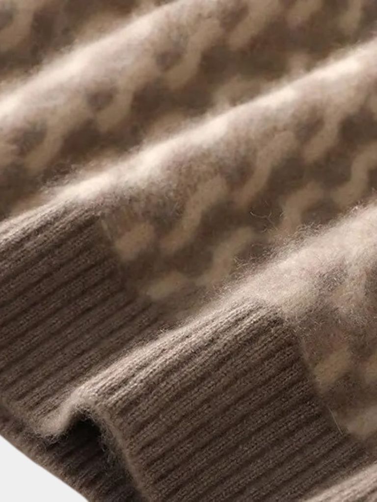 100% Wool Geometric Crew Neck Pullover Sweater 